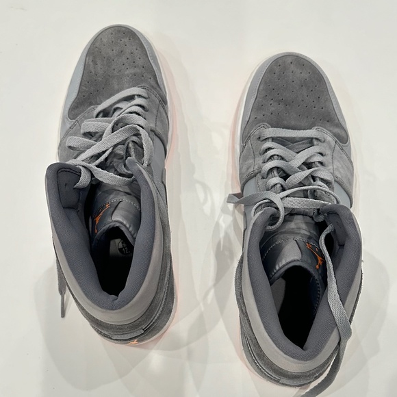 Air Jordan 1 Mid 'Atomic Orange', Men's Size 12, EUC - Picture 7 of 7